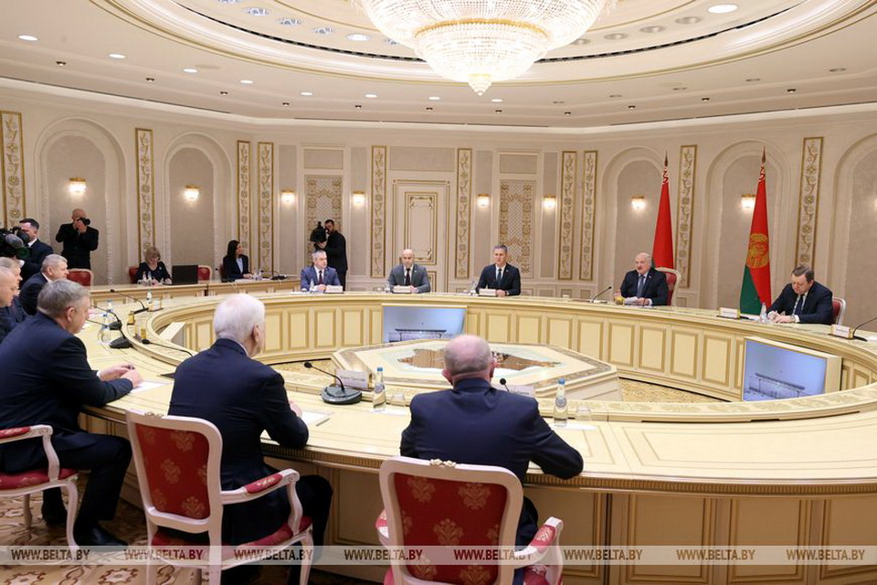 «Миллиард далеко не предел». Лукашенко о перспективах сотрудничества с Брянской областью