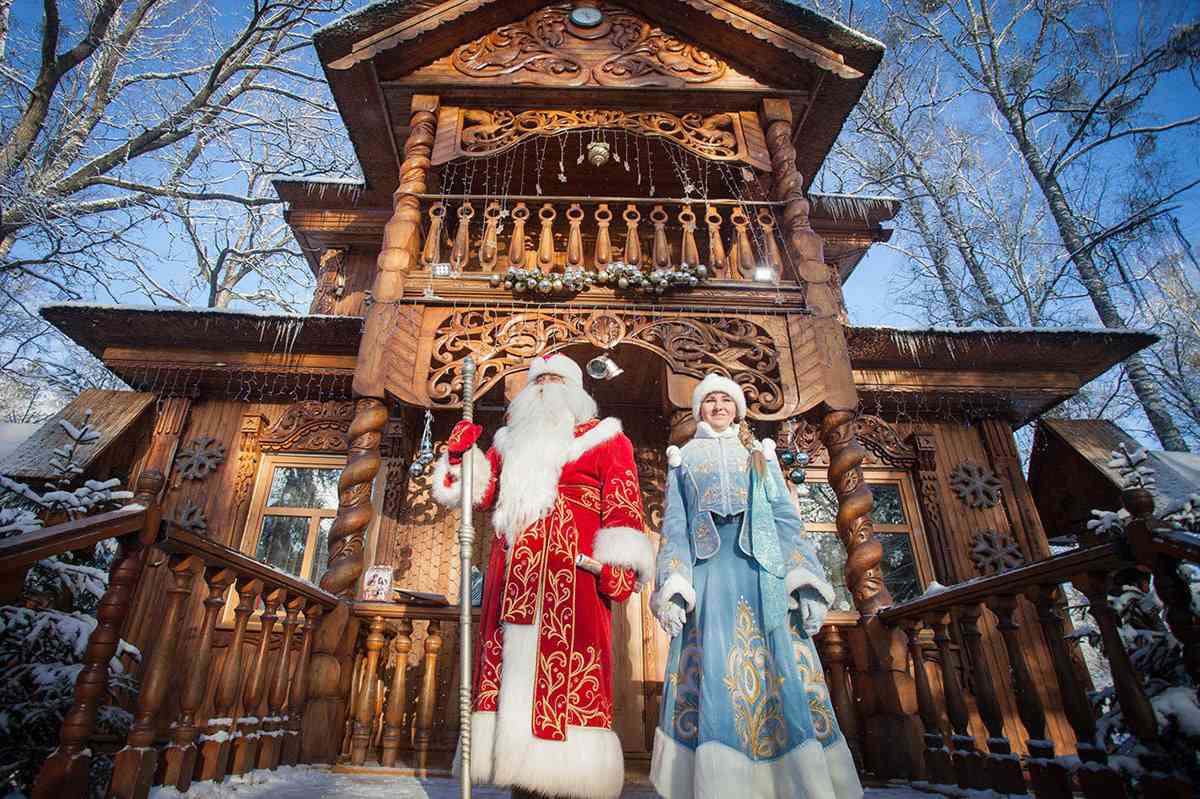 Сказочный офис Деда Мороза заработает во Дворце культуры области