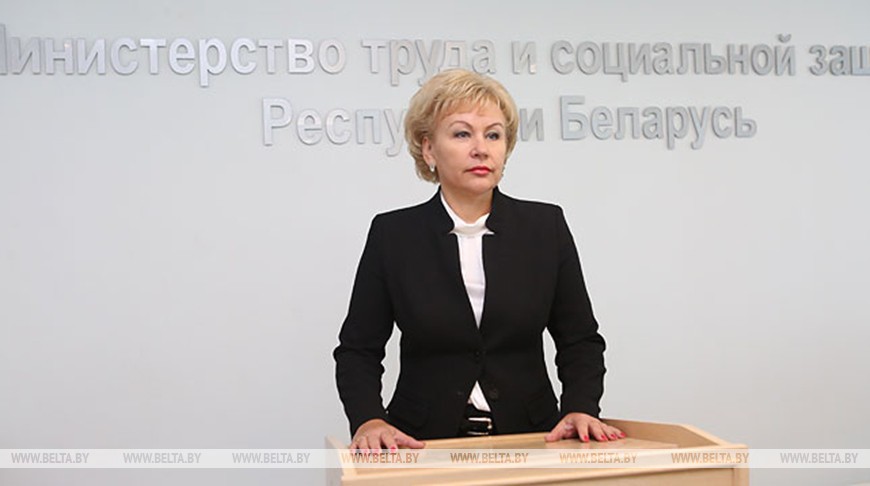 Ирина Костевич рассказала о повышении пенсий, декретном отпуске и семейном капитале
