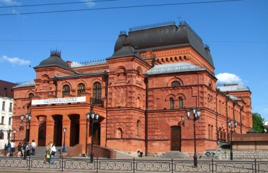 С трехдневными гастролями в Могилев приедет театр-студия «Небольшой драматический театр»