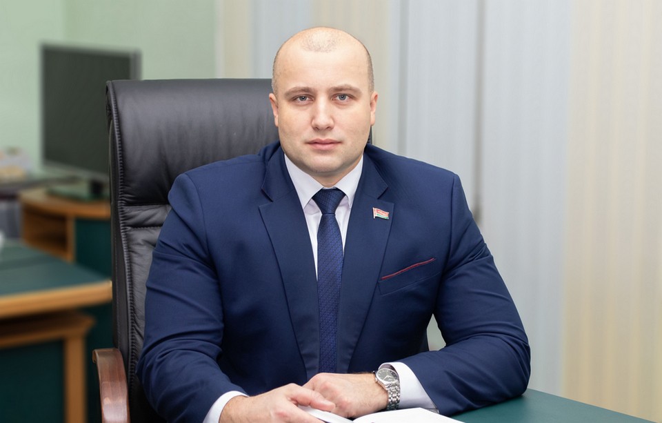 Председатель городского Совета депутатов Максим Гурин обратился к могилевчанам