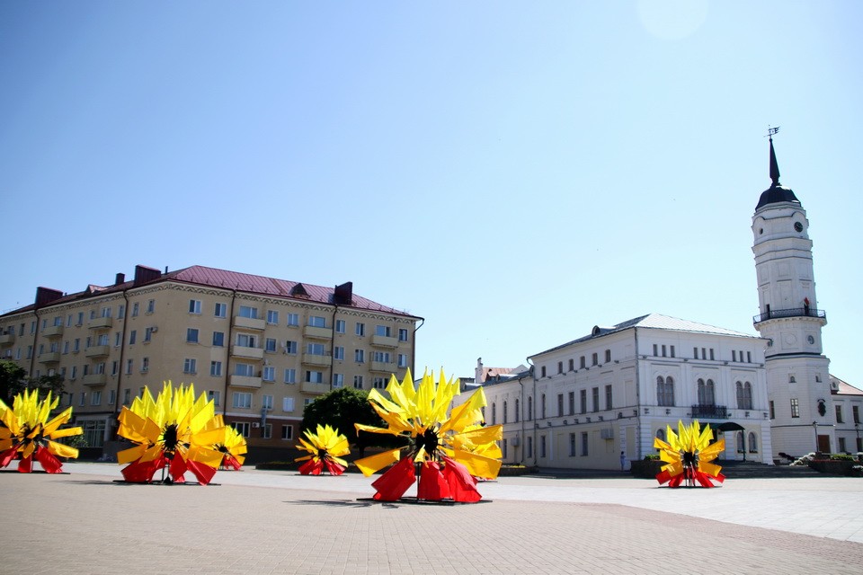 Фоторепортаж: Праздничный наряд Могилева (дополнено)