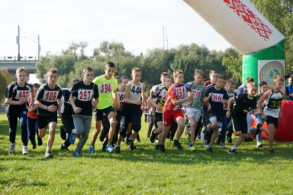 Легкоатлетический забег «За единую Беларусь» прошел в Могилеве   