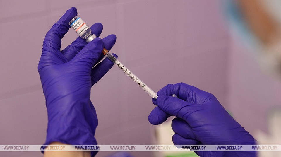 В Беларуси более 5,1 млн человек прошли полный курс вакцинации против COVID-19   