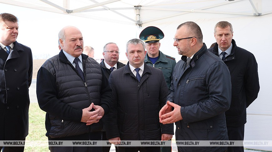 «Чтобы не было ссылок на санкции». Лукашенко подчеркивает важность полного обеспечения лекарствами