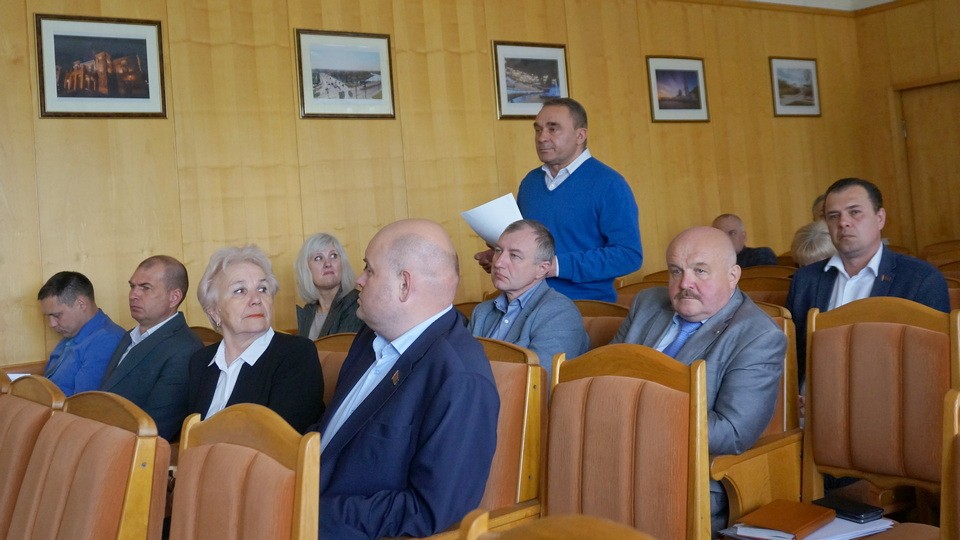 На повестке дня президиума городского Совета депутатов – спорт, занятость и безопасность