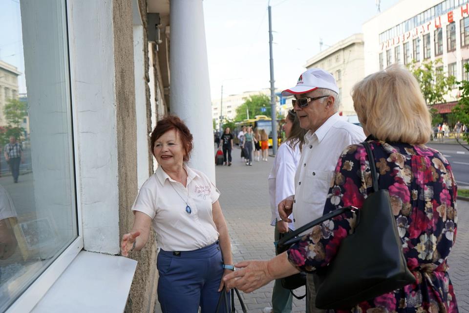 Экспозиция, посвященная 755-летию Могилева, открылась в окнах Центральной городской библиотеки 