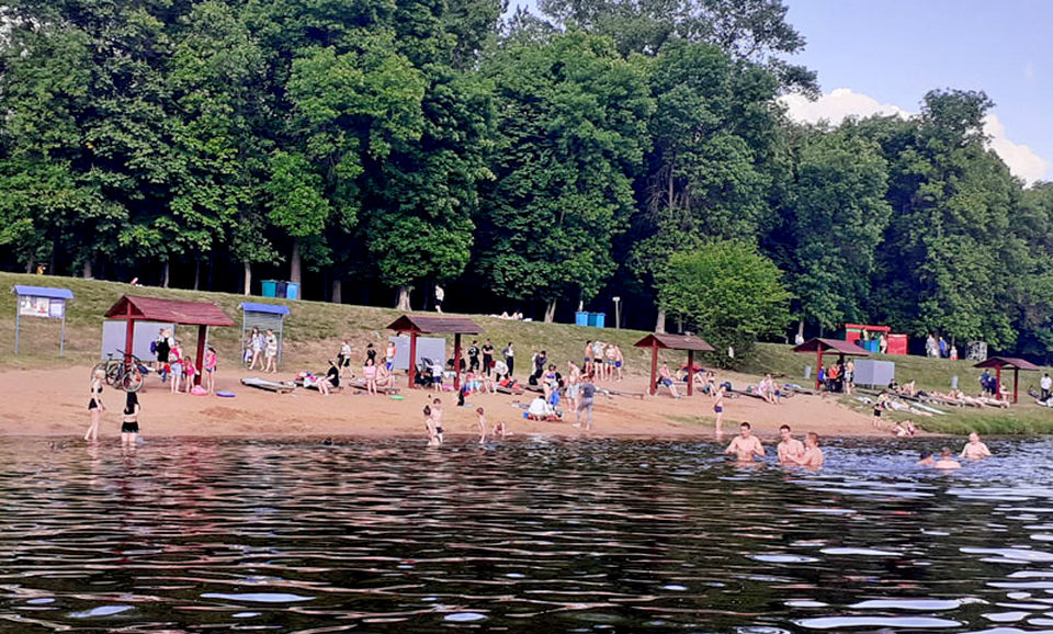Плохая вода: на трех пляжах Могилева специалисты по-прежнему не рекомендуют купаться   