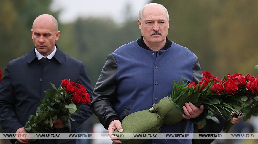 Лукашенко о реконструкции «Хатыни»: все должно быть надежно, для людей