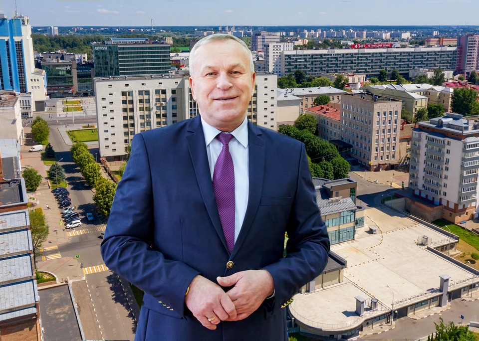 Председатель Могилевского горисполкома Владимир Цумарев направил поздравление с Днем народного единства жителям города