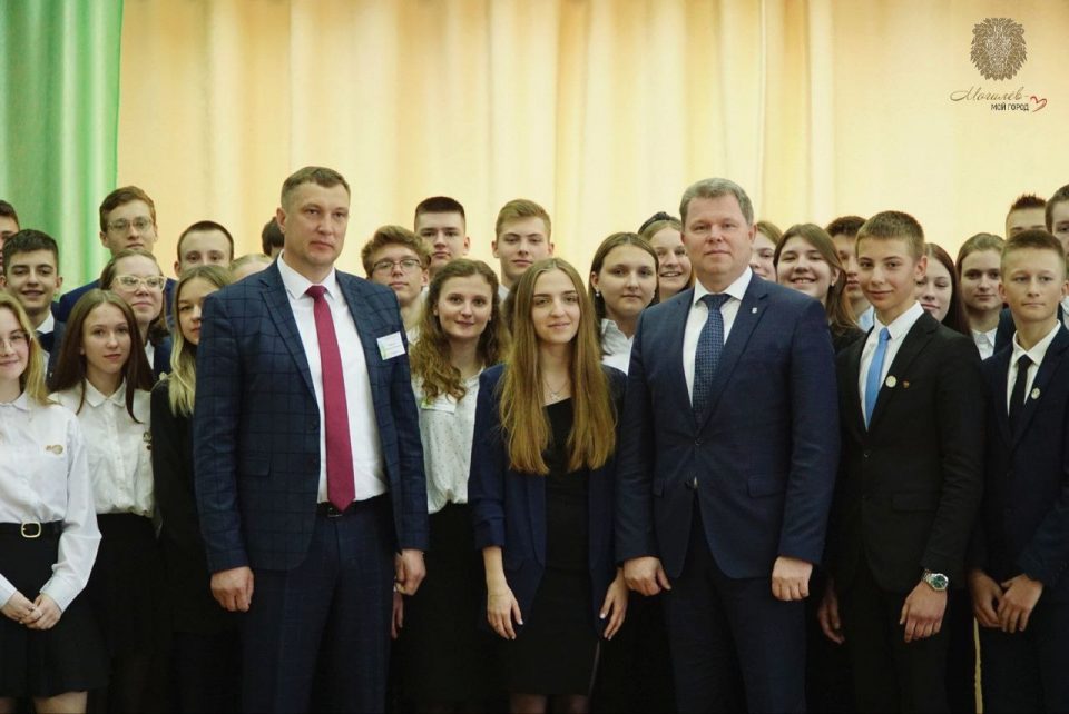 Александр Студнев — могилевским старшеклассникам: «Стремитесь быть первыми»