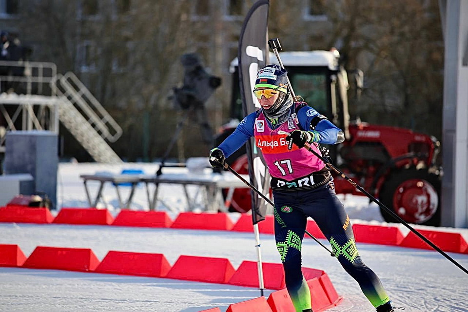 Сола взяла серебро в суперспринте на старте чемпионата России по биатлону