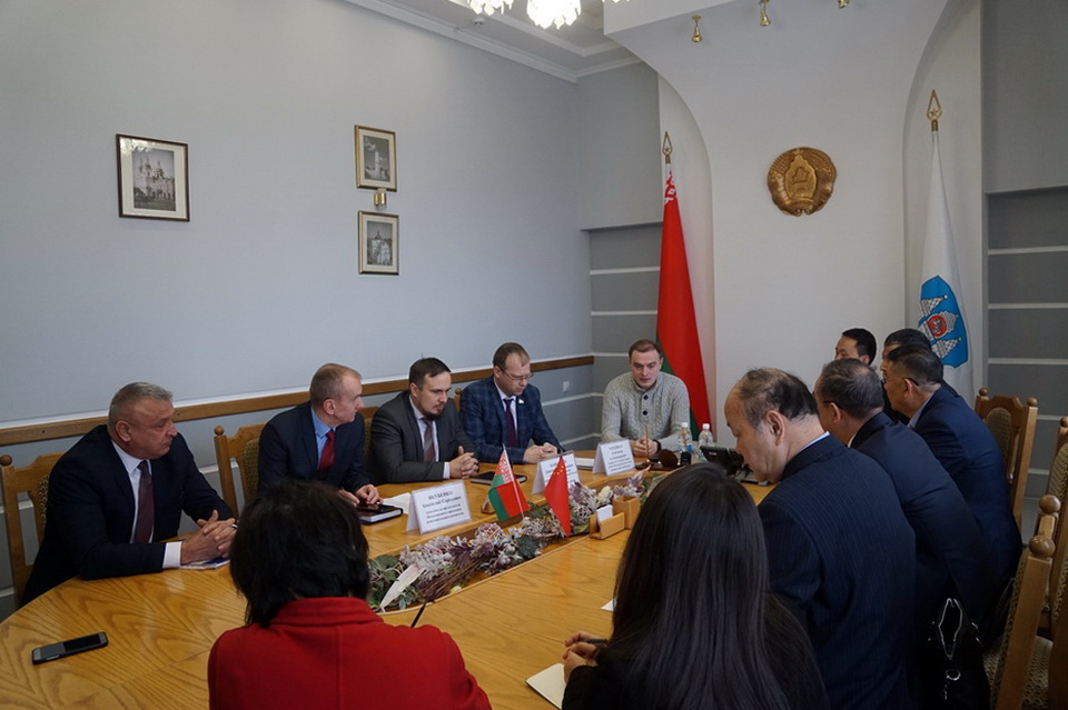 Могилевскую область с краткосрочным визитом посетила делегация Китайской Народной Республики