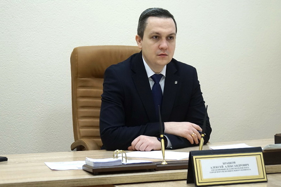Прием граждан провел в Могилеве Алексей Брацков