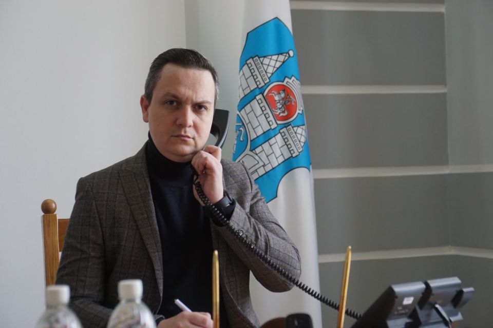 «Прямую телефонную линию» провел Алексей Брацков