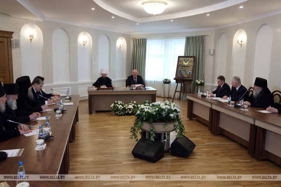 Лукашенко: у государства и православной церкви много точек соприкосновения