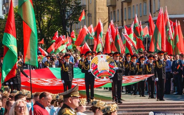 Торжественная церемония чествования Государственного флага, Государственного герба и Государственного гимна Республики Беларусь состоится 12 мая