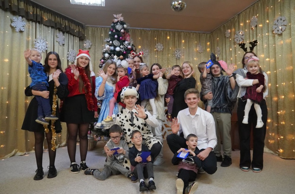 В подарок — новогоднее настроение