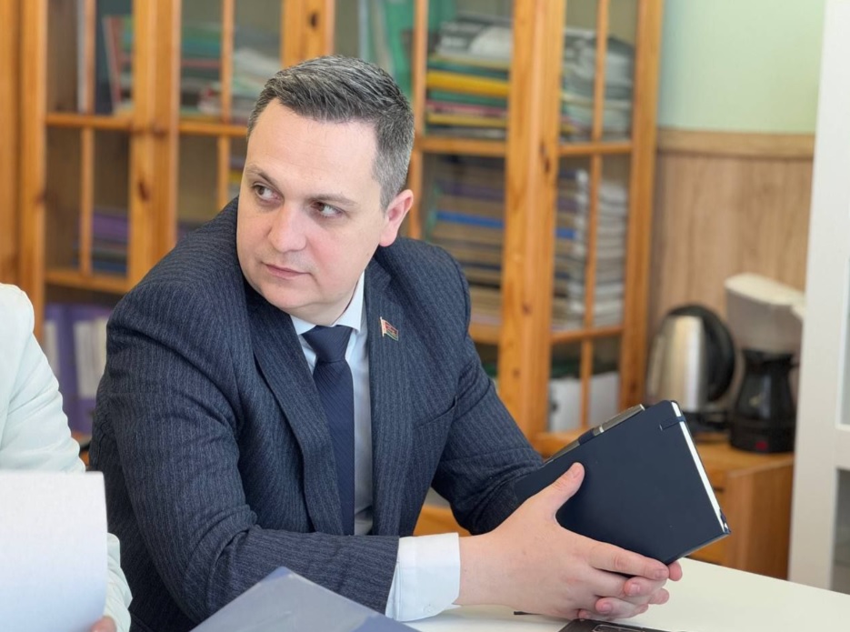 Выездной прием граждан в Социально-педагогическом центре Ленинского района
