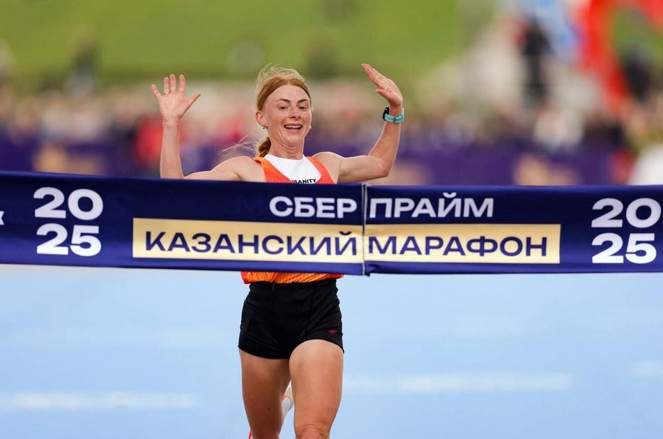 Нина Савина стала победительницей Казанского полумарафона