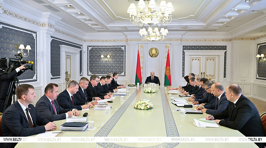 Кто в Беларуси будет отвечать за сферу туризма? Вопрос был вынесен на совещание у Лукашенко