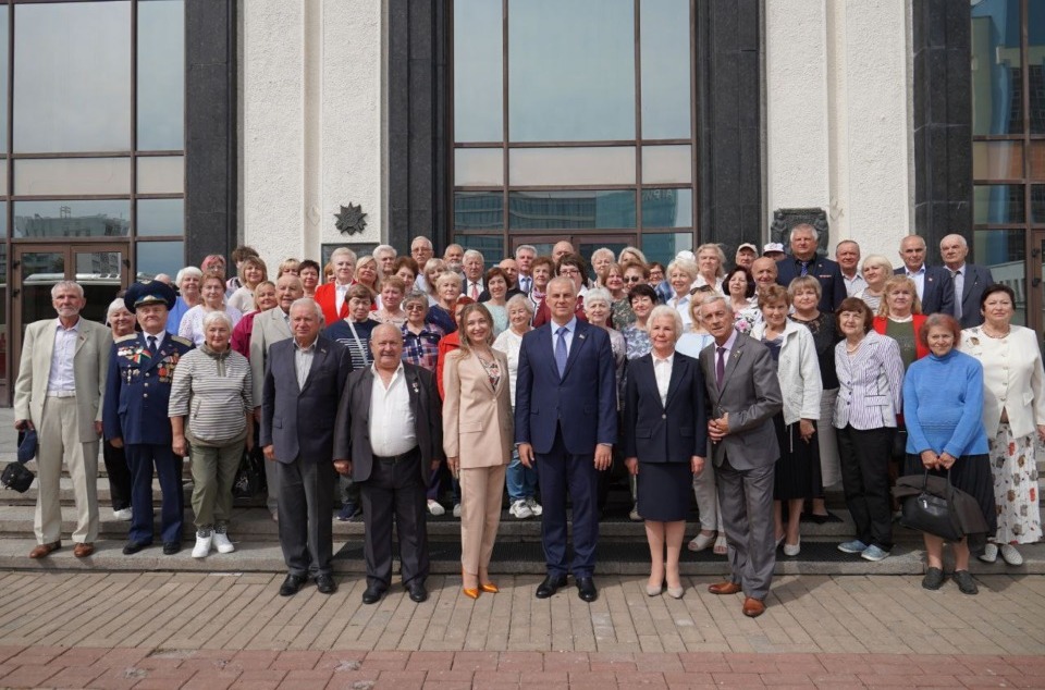 Крепкая ветеранская дружба