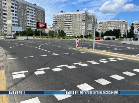 В Могилеве продолжается обновление дорожной разметки