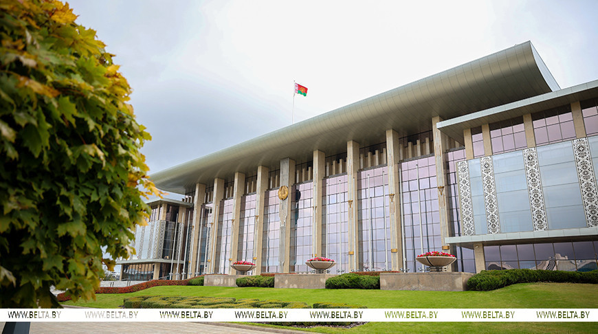 Более 100 работников агропромышленного комплекса удостоены госнаград и Благодарности Президента