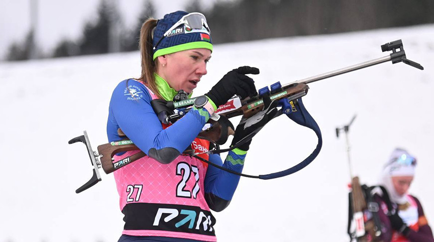 Сола выиграла спринт на старте Кубка России по биатлону