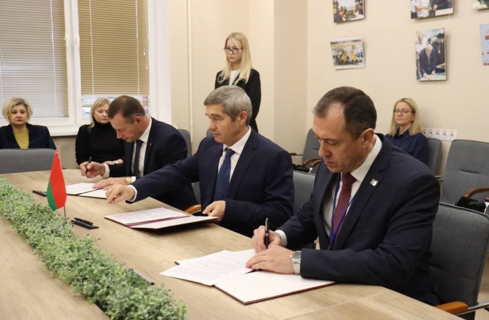 БРУ укрепляет сотрудничество: новые договоры для развития инженерных специальностей