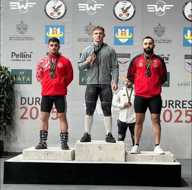 Могилевчанин Андрей Фролов — чемпион Европы среди молодежи по тяжёлой атлетике!