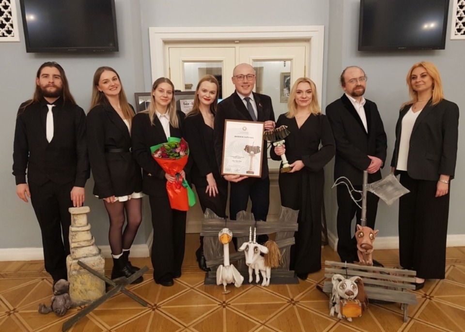 Театральный триумф