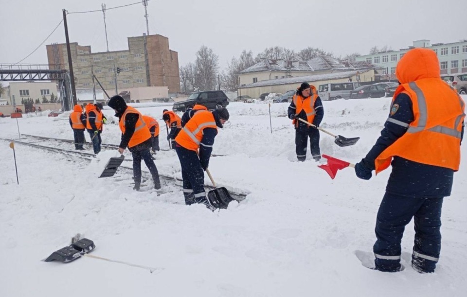 Коммунальные службы круглосуточно начеку