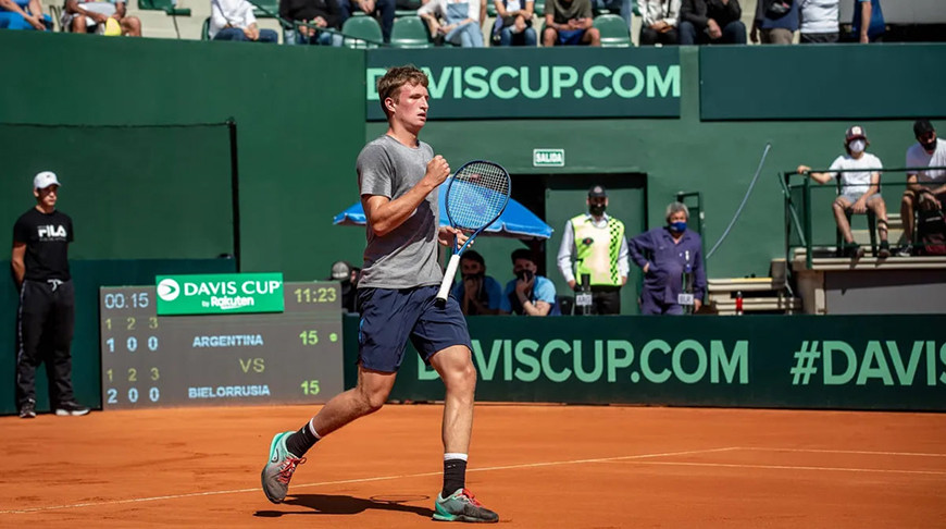 Остапенков победно стартовал на теннисном турнире