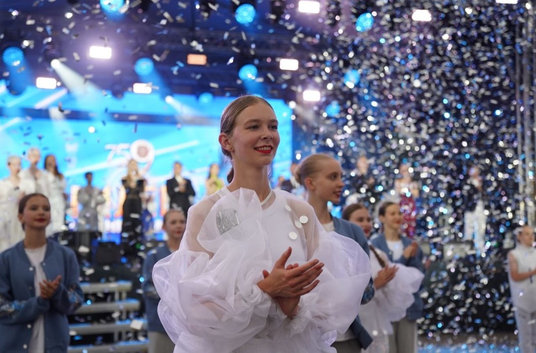 Наш красивый город, с праздником!