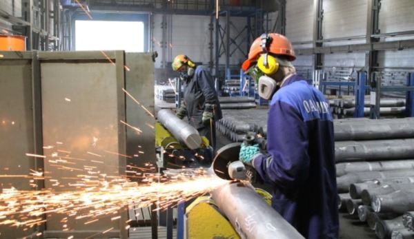 Как куется «обувь» для вагонов