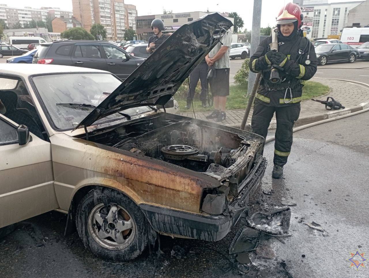 В Могилеве горел автомобиль