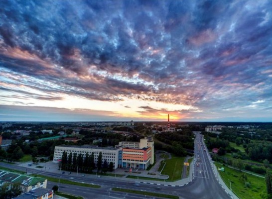 Для абитуриентов заработала электронная очередь в вузы