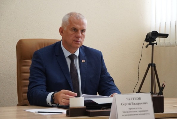 С вниманием к каждому вопросу