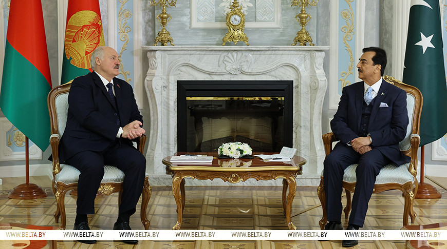Лукашенко предлагает провести серьезную ревизию отношений Беларуси и Пакистана
