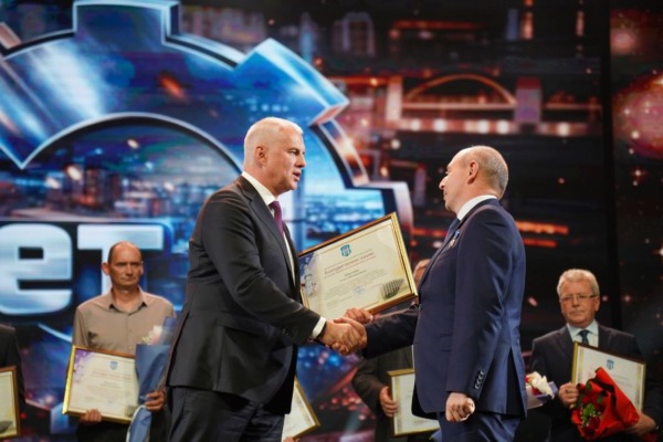 60 лет созидательного труда